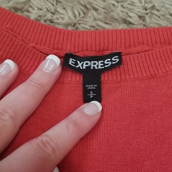 Express Sweater - Picture 2 of 4